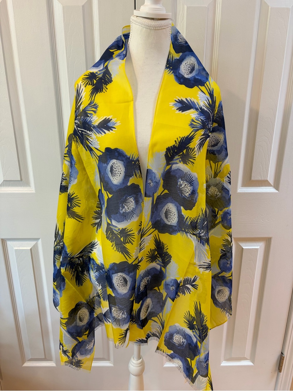 Talbots Yellow and Blue Daffodil Multi Cotton/Silk Blend Oblong Scarf/Wrap